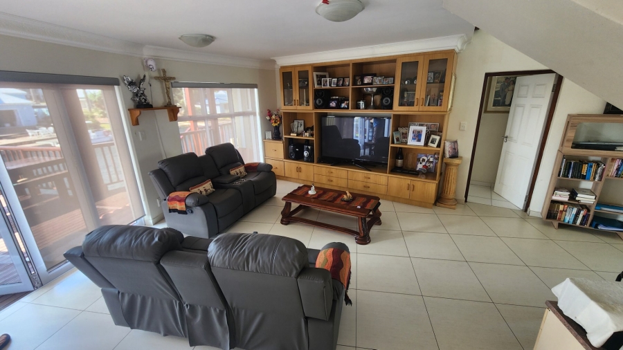 4 Bedroom Property for Sale in Marina Martinique Eastern Cape